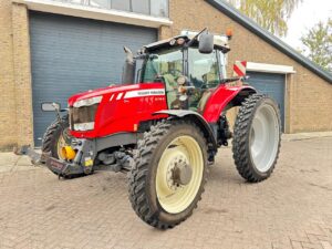 Massey Ferguson 6715 S DYNA VT