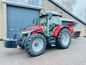 Massey Ferguson 5S.125 Dyna-6 Exclusive